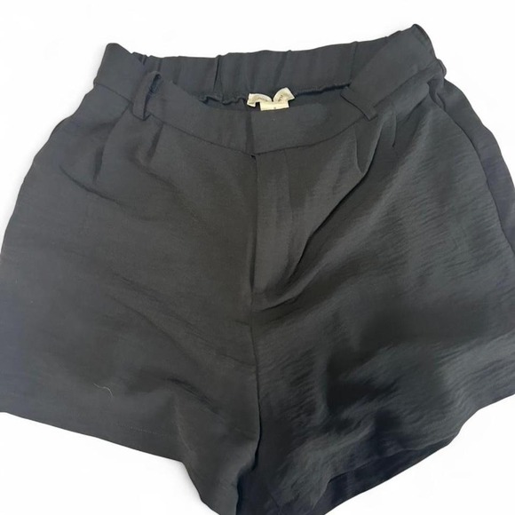 Black Flowy High Waisted Shorts No Comment Size M Minimal Chic - Picture 2 of 3